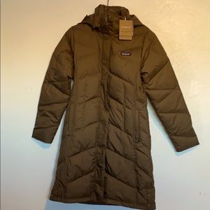 Patagonia women’s down with it parka